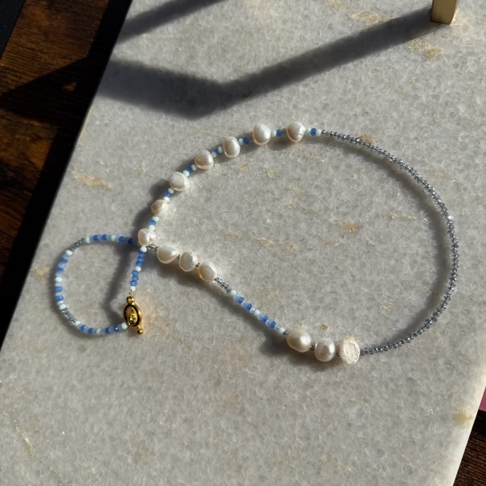 Handmade Freshwater Pearl & Genuine Crystal Necklace | Blue Accent | Gold Toggle - Picture 5 of 6